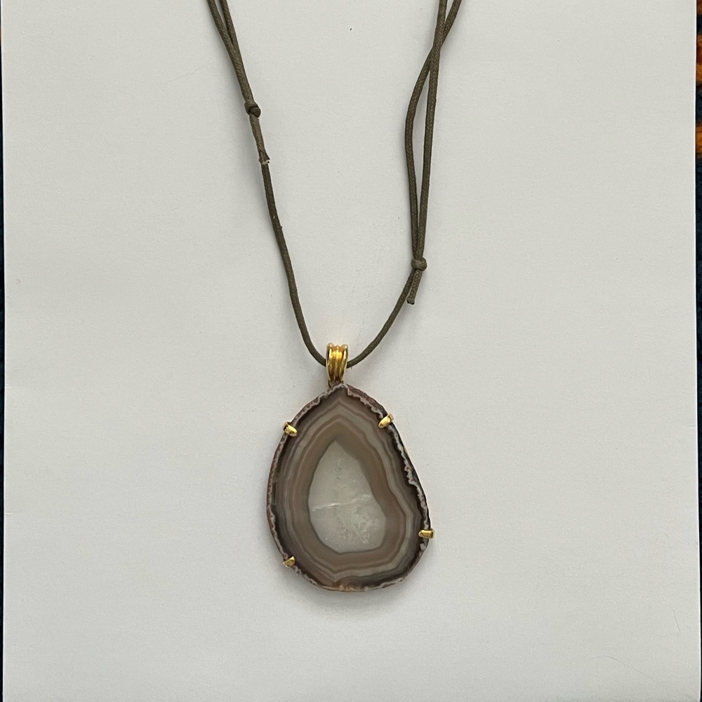 Faux gemstone necklace